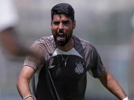 Corinthians fica incomodado com António Oliveira e bate o martelo