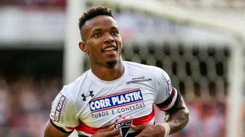 Thiago Mendes jogou no São Paulo em 2017