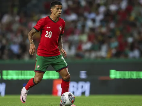 João Cancelo não poupou ex-clube e ex-técnico