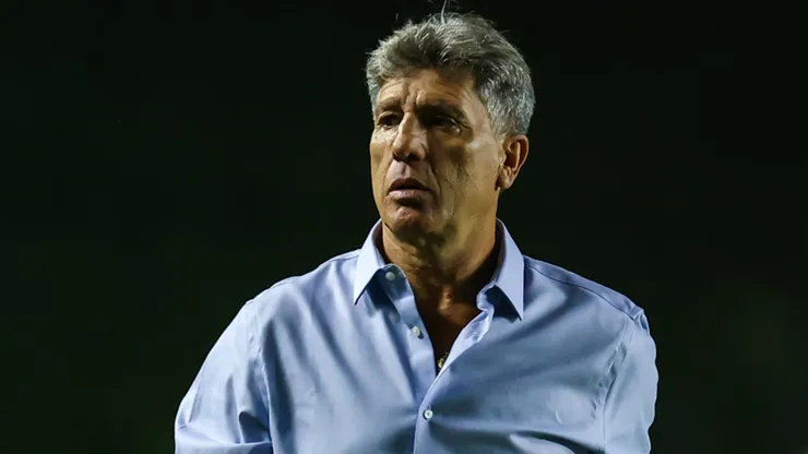 O treinador se mostrou irritado com a imprensa (Foto: Lucas Uebel/Grêmio/Divulgação)