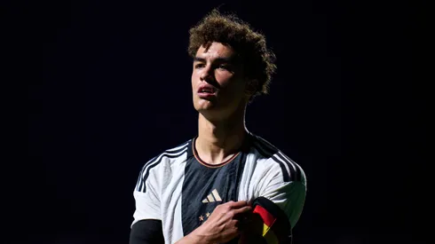Noah Darvich é capitão da seleção alemã sub-18. Foto: Aitor Alcalde/Getty Images for DFB