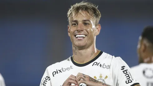 Zubeldía aprova e São Paulo tenta acordo com brasileiro que atua com Róger Guedes no Al-Rayyan. (Photo by Ernesto Ryan/Getty Images)