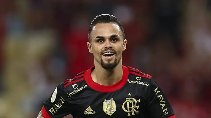 Michael promete a Braz priorizar o Flamengo em volta ao Brasil. Foto: Buda Mendes/Getty Images