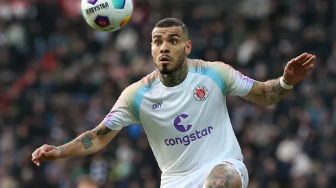 Ex-jogador do Inter revelou desejo de atuar no Grêmio (Foto: Cathrin Mueller/Getty Images)