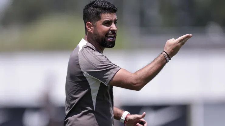 Técnico abriu o jogo em entrevista no Timão (Foto: Rodrigo Coca/Agência Corinthians/Divulgação)