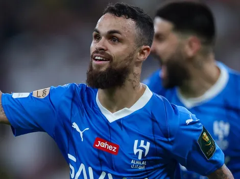 Cruzeiro supera o Flamengo acerta salário com o atacante Michael