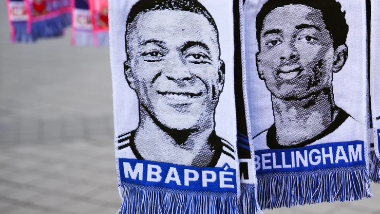 MADRID, SPAIN - MARCH 06: Scarves of Kylian Mbappe and Jude Bellingham hang in a souvenir stall outside the stadium prior to the UEFA Champions League 2023/24 round of 16 second leg match between Real Madrid CF and RB Leipzig at Estadio Santiago Bernabeu on March 06, 2024 in Madrid, Spain. (Photo by David Ramos/Getty Images)