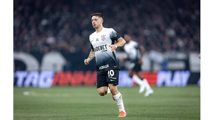 Rodrigo Garro do Corinthians durante partida contra o Botafogo no estádio Arena Corinthians. (AGIF / Alamy Stock Photo)