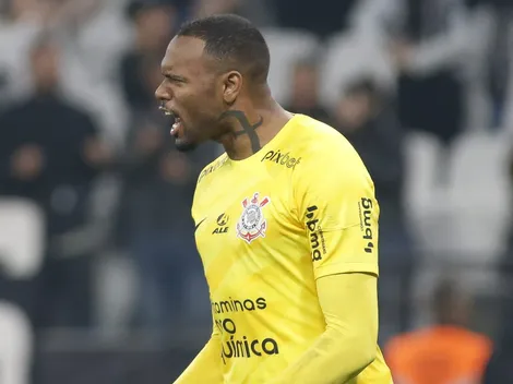 Carlos Miguel escolheu jogar no Nottingham Forest