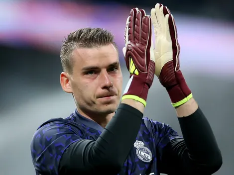 Real Madrid negocia Lunin com Aston Villa