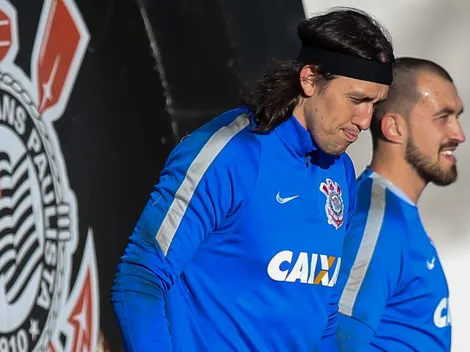 Corinthians tenta a volta de Walter em meio à saída de Carlos Miguel