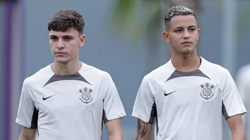 Breno Bidon e Kayke. foto: rodrigo coca/agência corinthians