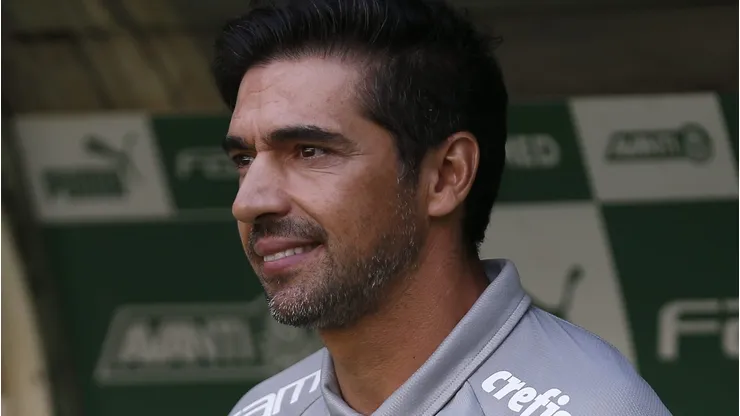 Palmeiras surpreende no mercado da bola e tenta a contratação de atacante do Corinthians (Photo by Ricardo Moreira/Getty Images)