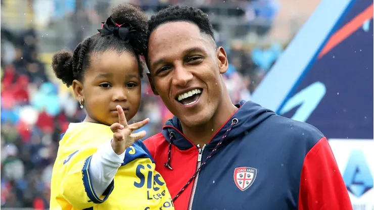 Yerry Mina, ex-Palmeiras, é procurado para assinar com Rubro-Negro do futebol brasileiro. (Photo by Enrico Locci/Getty Images)