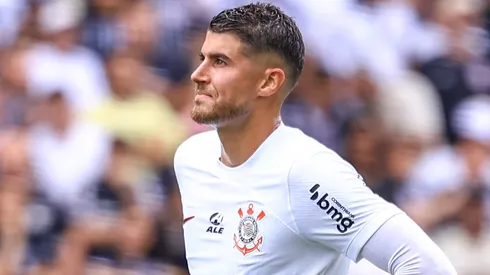 Pedro Raul está sem espaço no Corinthians. Foto: Marcello Zambrana/AGIF