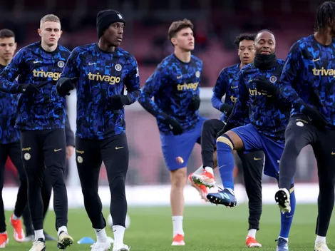 Chelsea coloca Sánchez à venda e quer Mamardashvili, do Valência