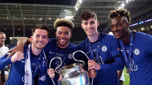 Multicampeão pelo Chelsea de R$ 183 milhões pode assinar com gigante do futebol europeu.