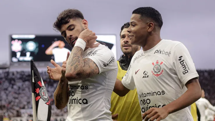 Yuri Alberto e Wesley. foto: rodrigo coca/agência corinthians