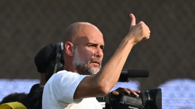Guardiola gostou do que viu do Barcelona (Foto: Guardiola gostou do que viu do Barcelona (Foto: Drew Hallowell/Getty Images)