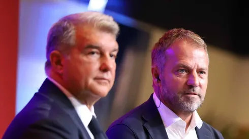 Barcelona: Hansi Flick contraria Laporta e quer vetar contratação acirrada.