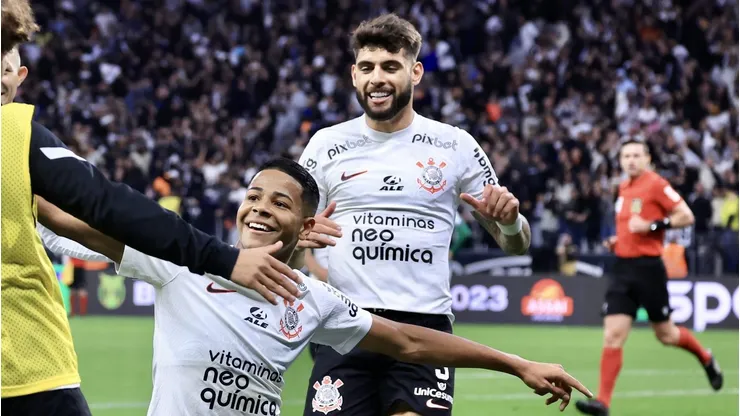 Time de Cristiano Ronaldo oferece R$ 152 milhões para fechar com atacante do Corinthians.