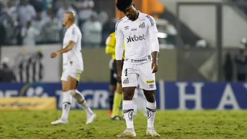 Eduardo Bauermann foi afastado pela diretoria do Santos