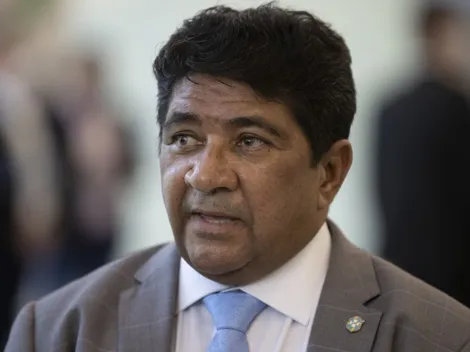 Treinador de gigante brasileiro ganha forças para assumir a Seleção Brasileira e pode 'superar' Ancelotti