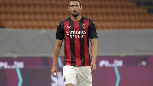 Léo Duarte deixa Flamengo de lado e entra na mira de outro gigante brasileiro