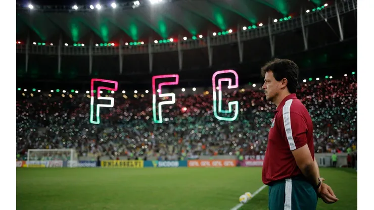 Fernando Diniz disse que expulsão de jogador do River foi determinante para a goleada do Fluminense