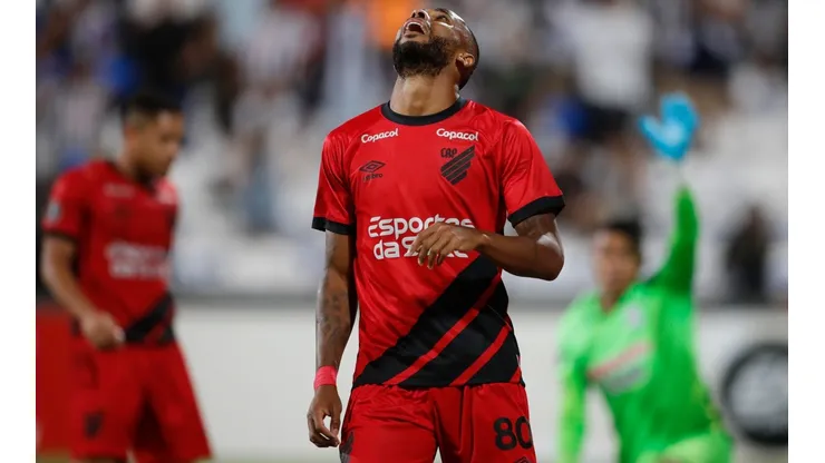 Alianza Lima v Athletico Paranaense - Copa CONMEBOL Libertadores 2023
