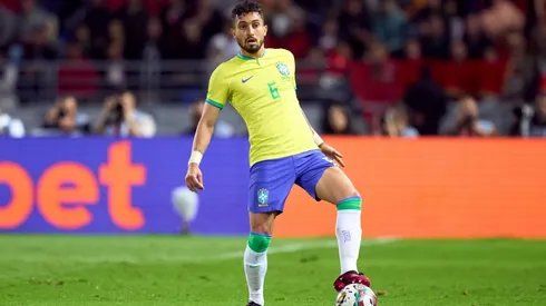 Alex Telles pode deixar Flamengo de lado e fechar com grande clube