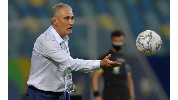 Tite recebe proposta do Corinthians, mas motivo do 'Não' choca a torcida