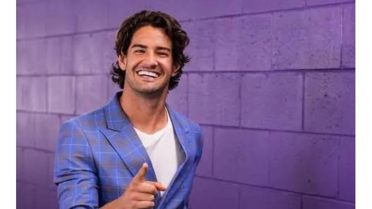 Mercado da bola: Pato fecha com gigante do Brasileirão, James se aproxima de novo clube, Douglas Costa de volta ao Brasil, Rogério Ceni no Atlético MG, Everton Ribeiro de saída, Dorival Jr, Cuca e mais