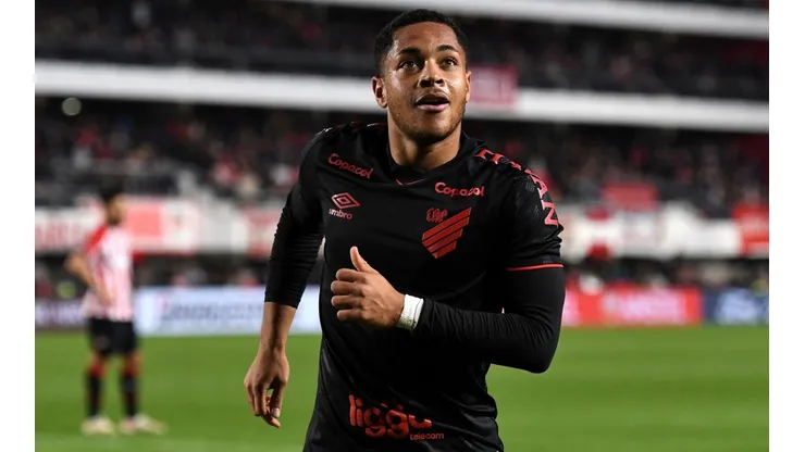 Estudiantes v Athletico Paranaense - Copa CONMEBOL Libertadores 2022
