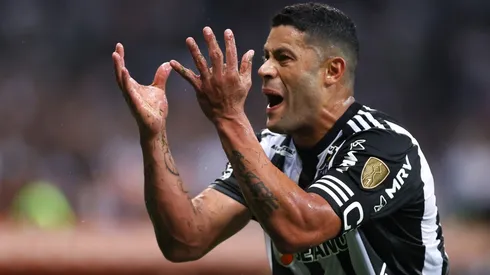 Hulk revela onde quer se aposentar e anima torcida