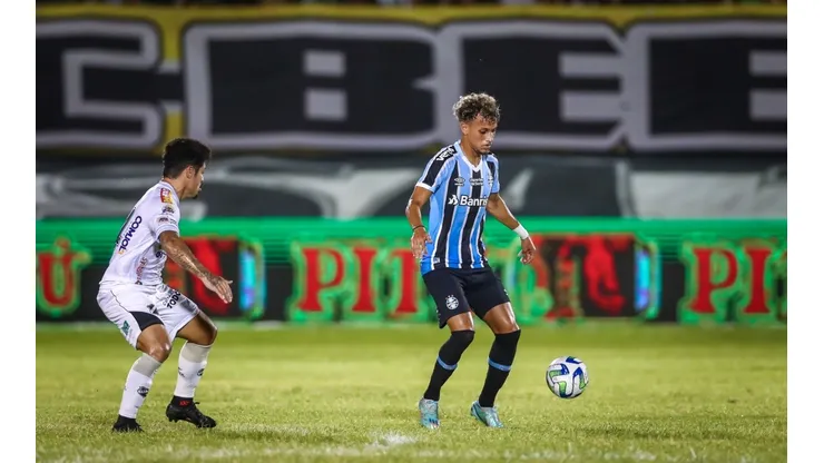 Bitello tem contrato com o Grêmio até 2025
