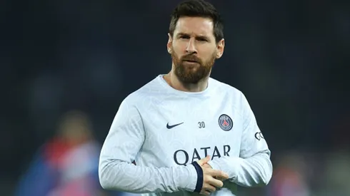 Messi atacante do PSG.