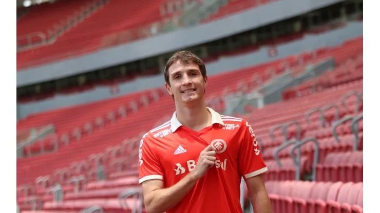 Diretor do CSKA surpreende a todos e define futuro de Mário Fernandes