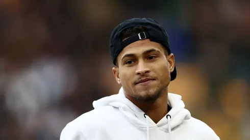 Wolverhampton Wanderers v Liverpool FC - Premier League