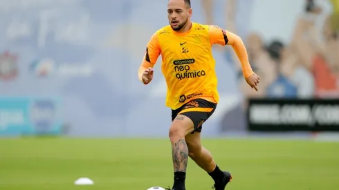 Com Fernando Lázaro sofrendo pressão, Maycon surpreende faz pedido para o Corinthians