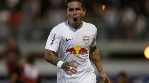 Na briga entre Cruzeiro e Palmeiras, gigante brasileiro anuncia Artur