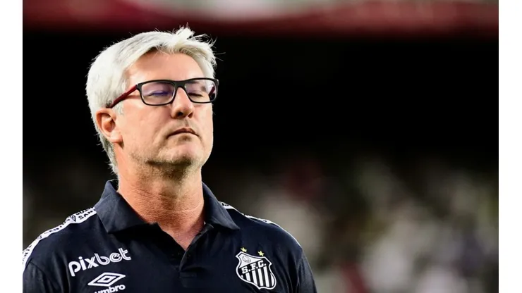 Odair Hellmann pode deixar o Santos e fechar com outro gigante brasileiro