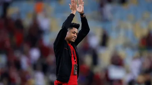 Bruno Henrique pode voltar ao Flamengo em abril