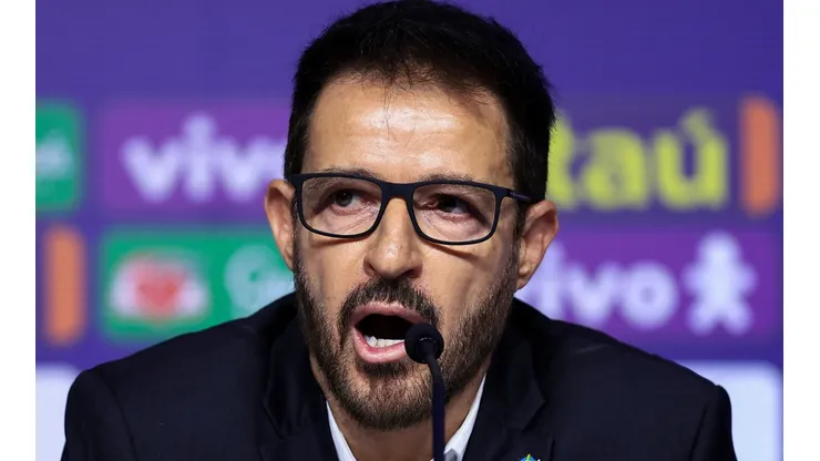 Ramon Menezes não se cala e 'manda a real' sobre convocação de titular no Palmeiras