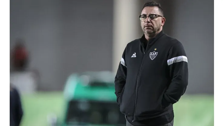 Antônio Mohamed, ex-Atlético Mineiro, surpreende a todos e está perto de assinar com novo gigante