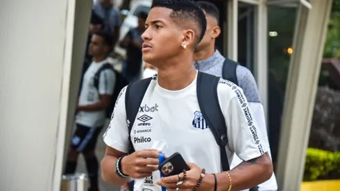 Grande clube não desiste de Ângelo e pode fazer nova investida em breve