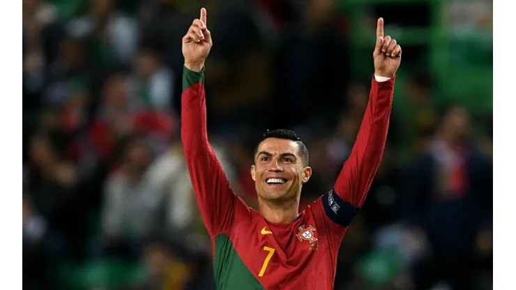 Confira o ranking de jogadores com mais jogos disputados a nível de seleções na história do futebol