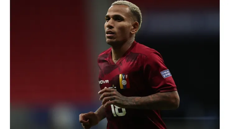 Venezuela v Peru: Group B - Copa America Brazil 2021