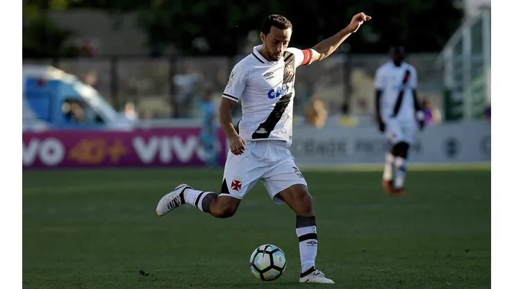 Vasco vai se reunir com Nenê e propor contrato até o final de 2023, crava portal
