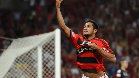 Flamengo v Emelec – Copa Bridgestone Libertadores 2014
